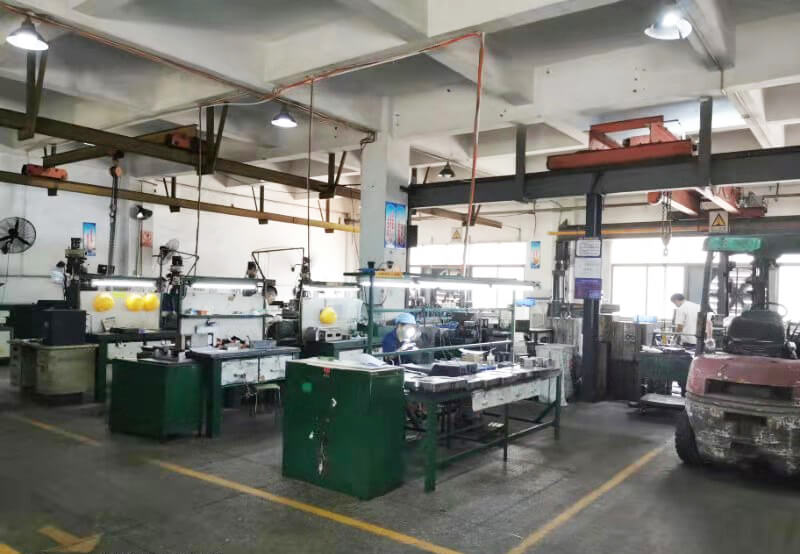 模具開(kāi)發(fā)、更改和維修服務(wù)